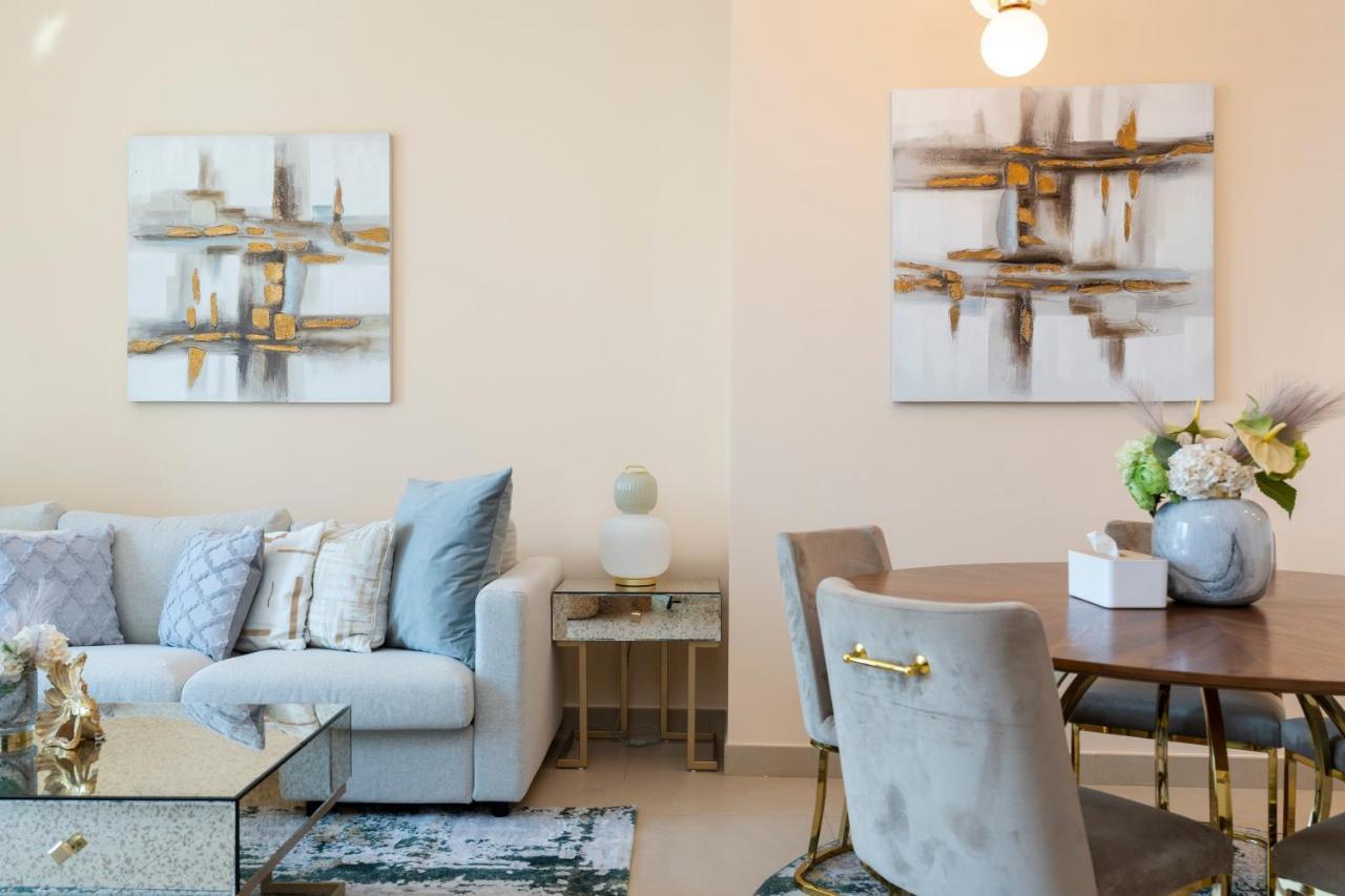 Prestige Living 1Br With Full Burj Khalifa View By Auberge Dubai Exterior photo